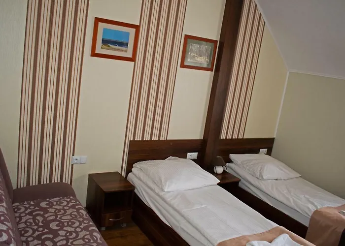 Dom Bursztynowy Отель типа 