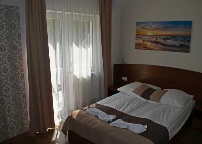 Dom Bursztynowy Отель типа 